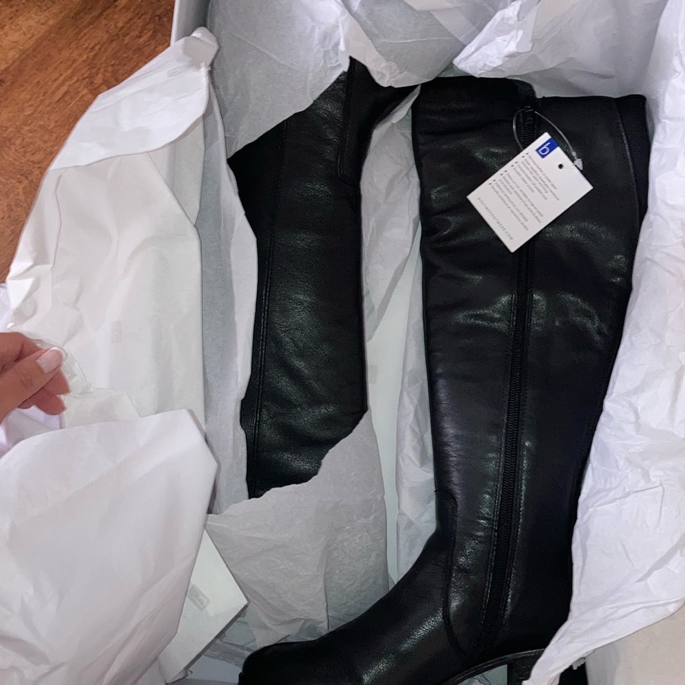 Knee High Black Boots Weather Resistant - Picture 3 of 6